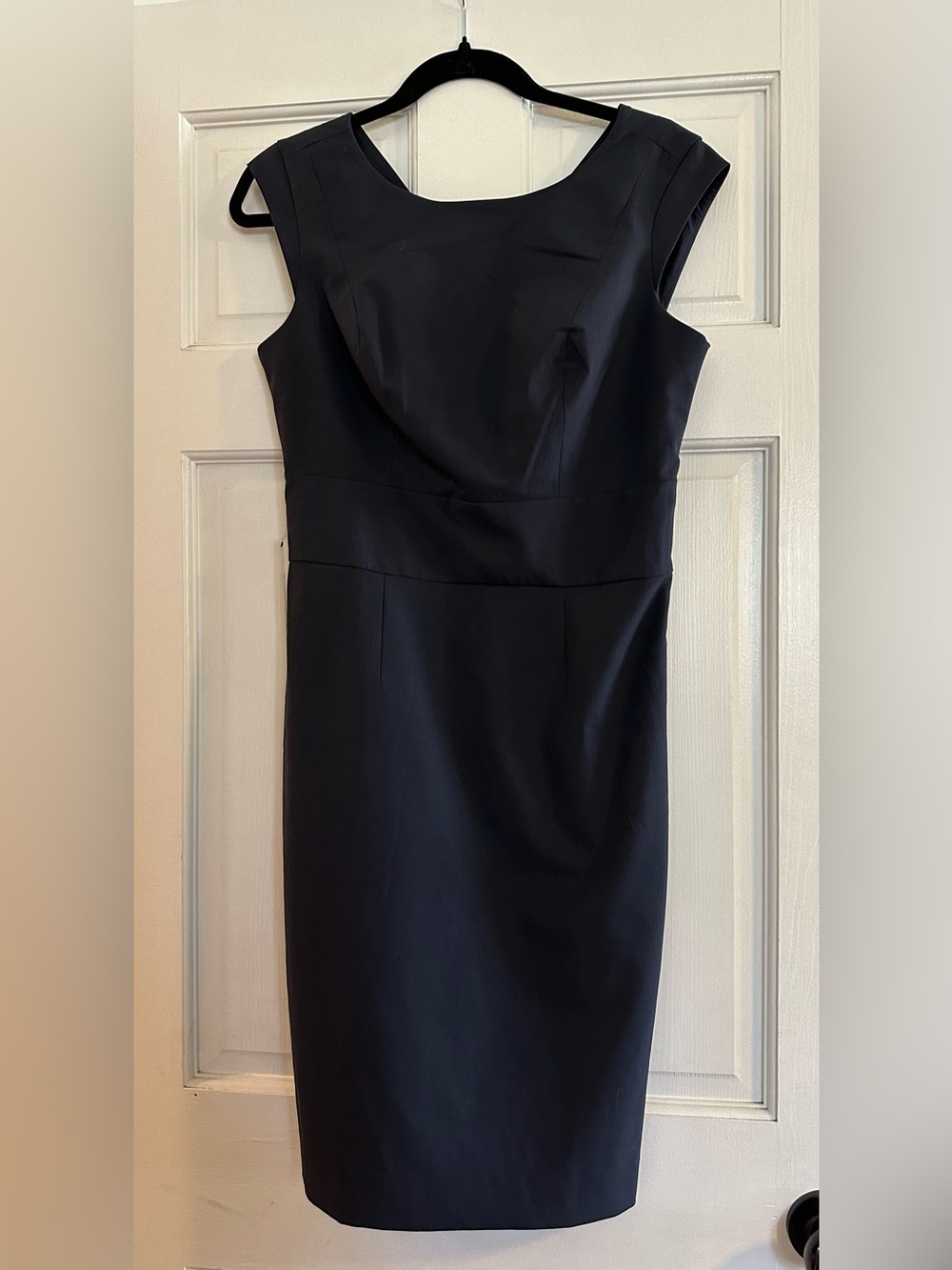 The Limited Classic Navy Blue Tailored Sheath Dress Size 6 BNWT